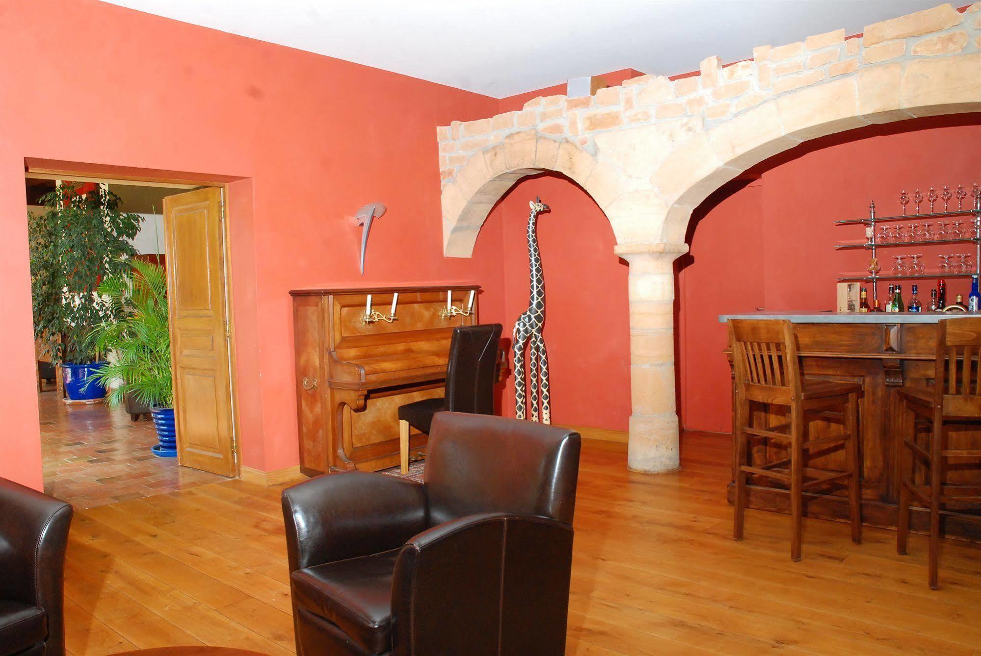 Demeures Et Chateaux L'Abbaye Caladoise - Anciennement Hostellerie Ferme Du Poulet Villefranche-sur-Saône Eksteriør billede